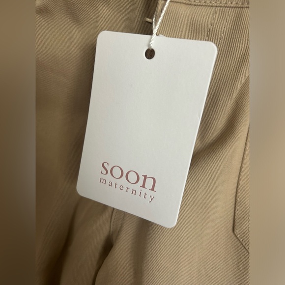 New with tags, Soon Maternity Cargo Pants - Picture 5 of 9